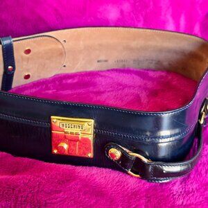 Rare Moschino Redwall Leather Belt sz 44